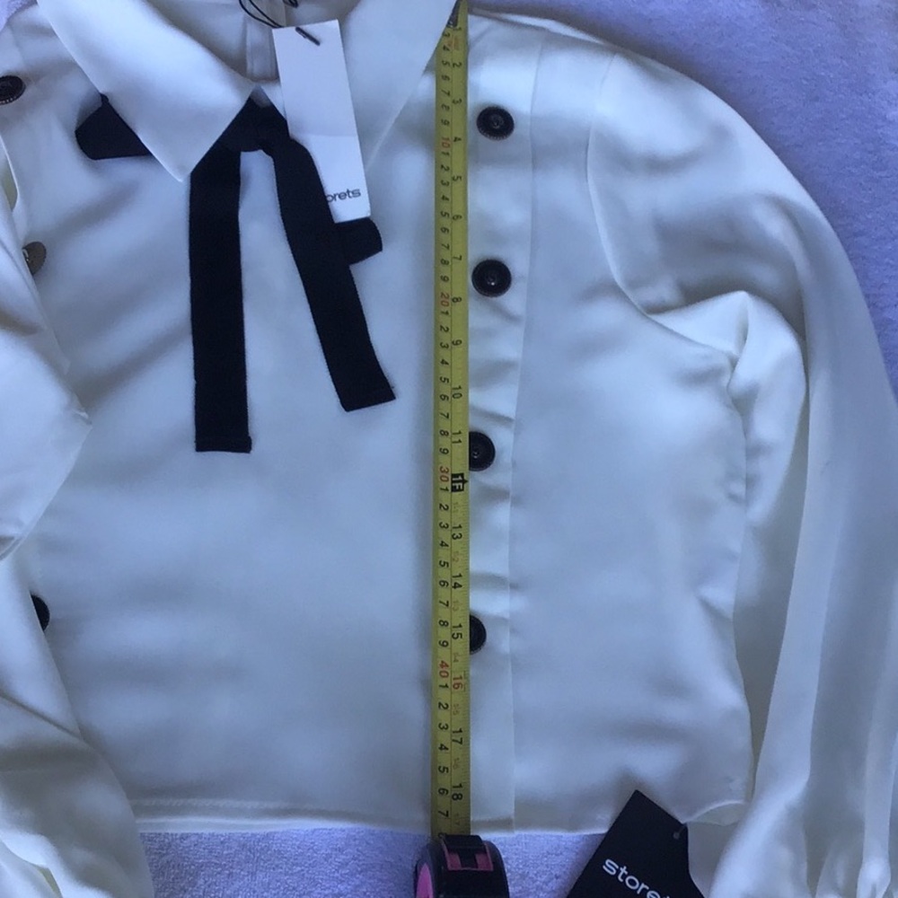 Storets Lucy gold buttons cropped black ribbon tie blouse - Picture 8 of 16